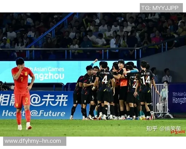 杭州足球队逆袭之路：从低谷到巅峰的奋斗与荣耀